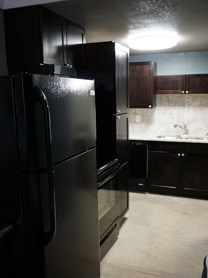 Riverfront Studio Suites Манкейто Экстерьер фото